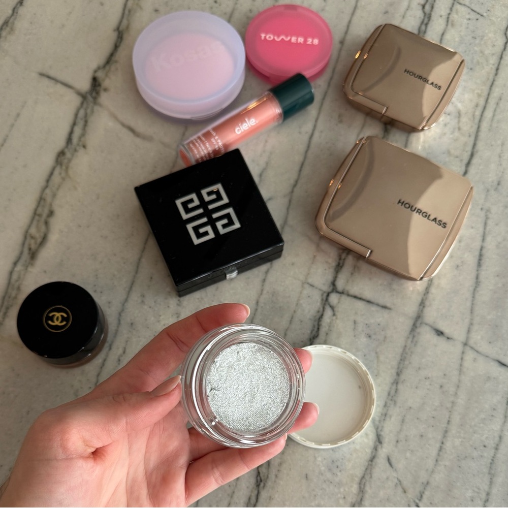 Makeup Bundle (8) - Picture 12 of 13
